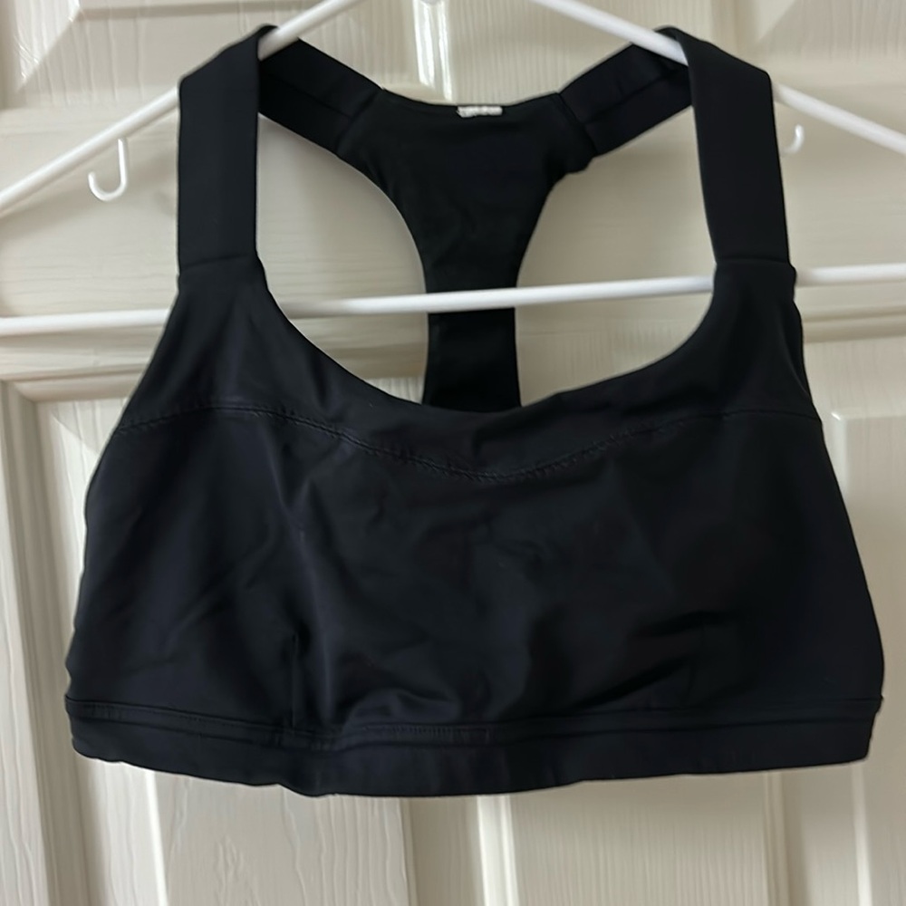 Lululemon black bra